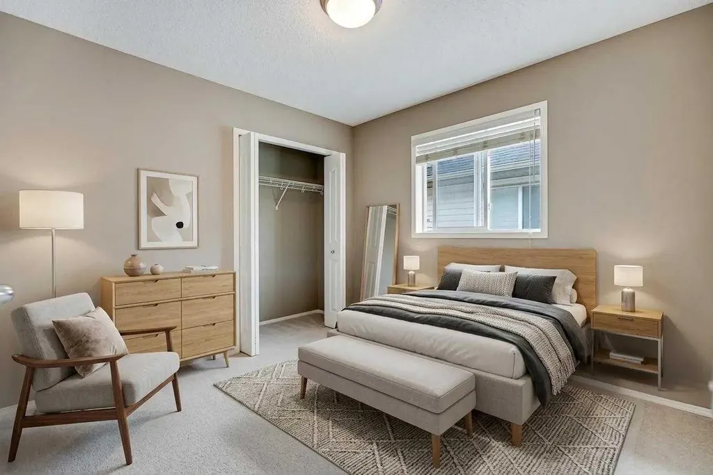 34 Kincora Drive NW Calgary AB T3R 1K8