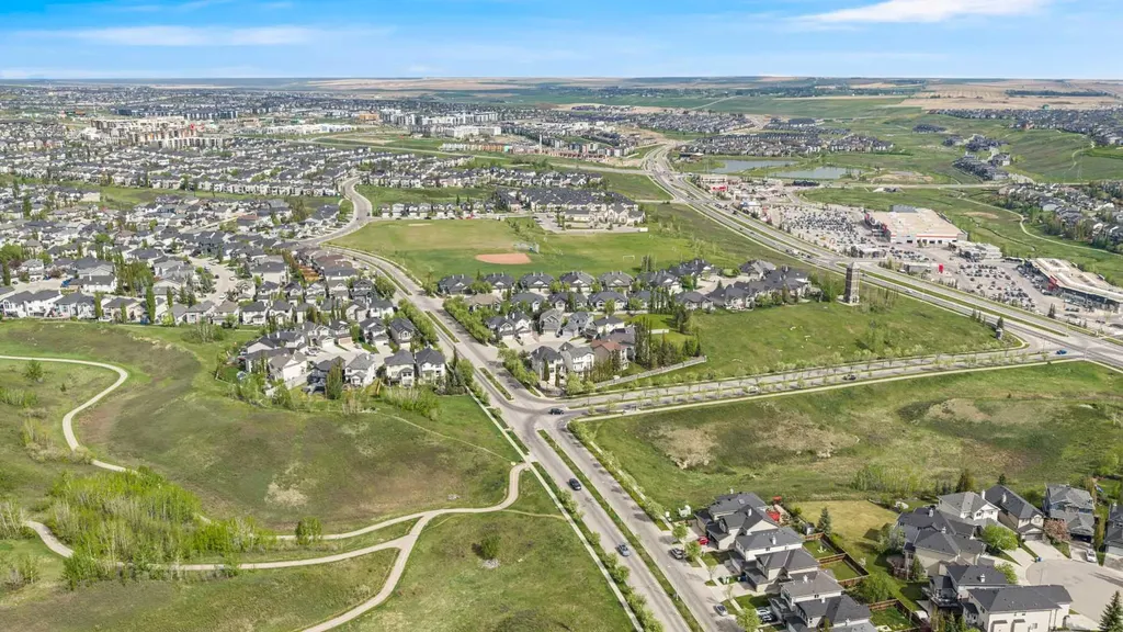 34 Kincora Drive NW Calgary AB T3R 1K8