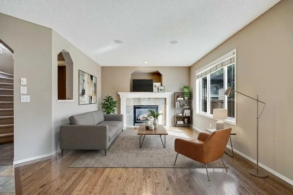 34 Kincora Drive NW Calgary AB T3R 1K8