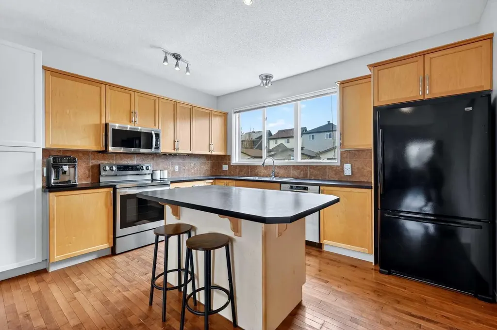 261 Copperstone Terrace SE Calgary AB T2Z 0J3