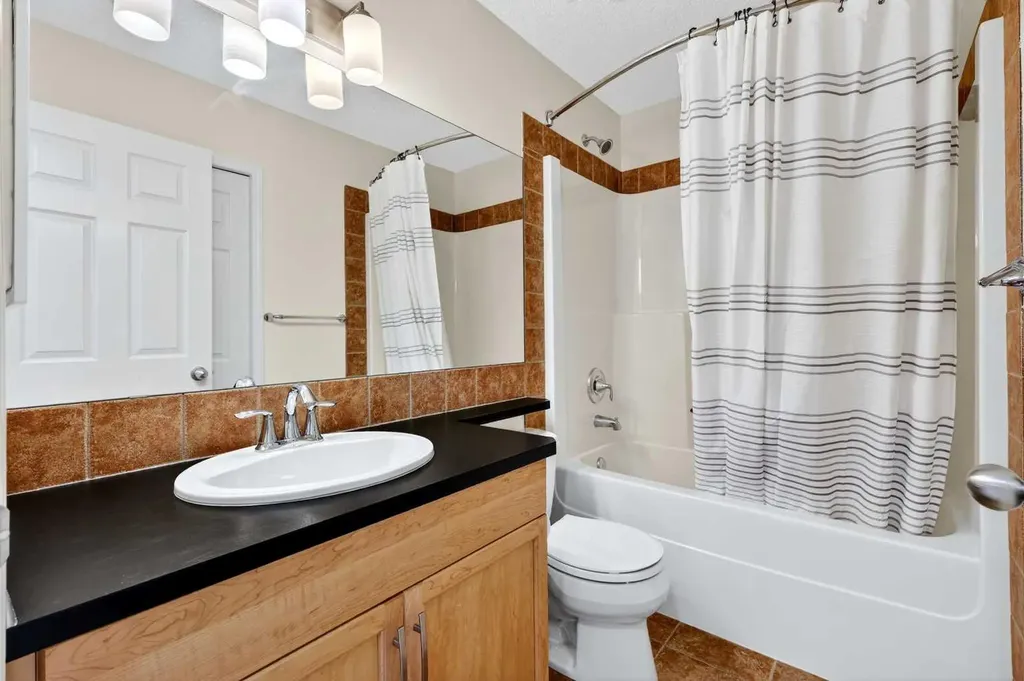 261 Copperstone Terrace SE Calgary AB T2Z 0J3