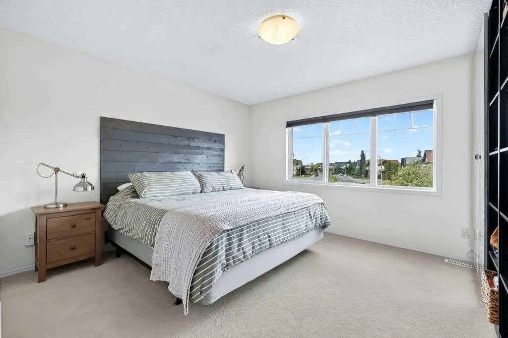 261 Copperstone Terrace SE Calgary AB T2Z 0J3