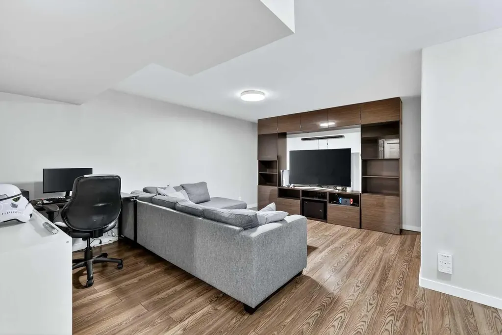 261 Copperstone Terrace SE Calgary AB T2Z 0J3