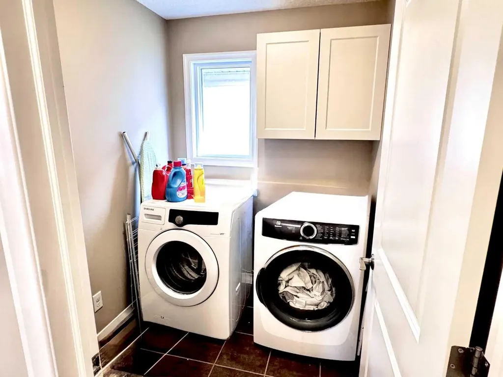 41 Chaparral Valley Green SE Calgary AB T2X0M3