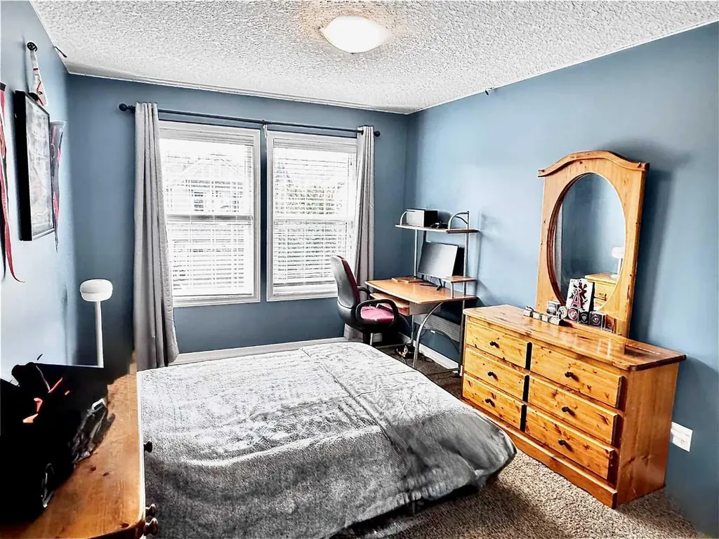 41 Chaparral Valley Green SE Calgary AB T2X0M3