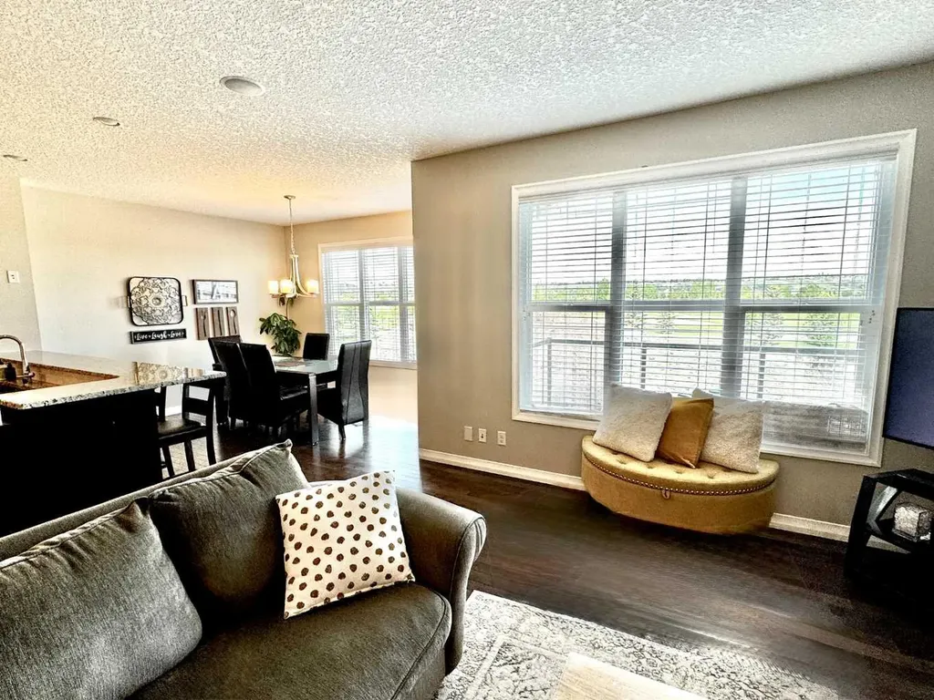 41 Chaparral Valley Green SE Calgary AB T2X0M3