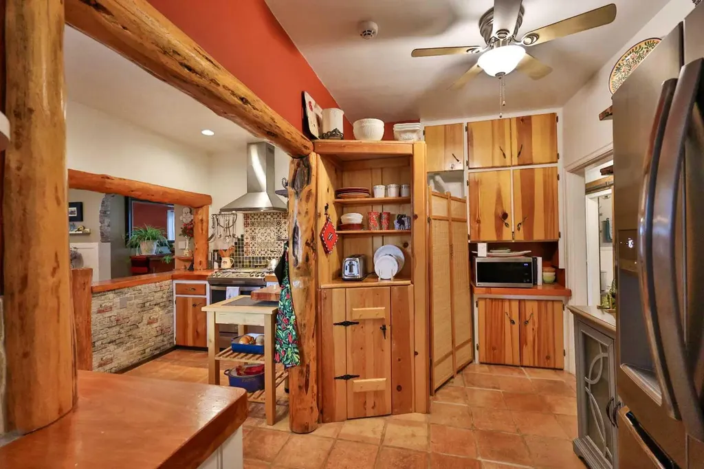 405 3 Avenue W Cardston AB T0K 0K0