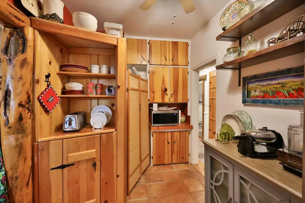 405 3 Avenue W Cardston AB T0K 0K0