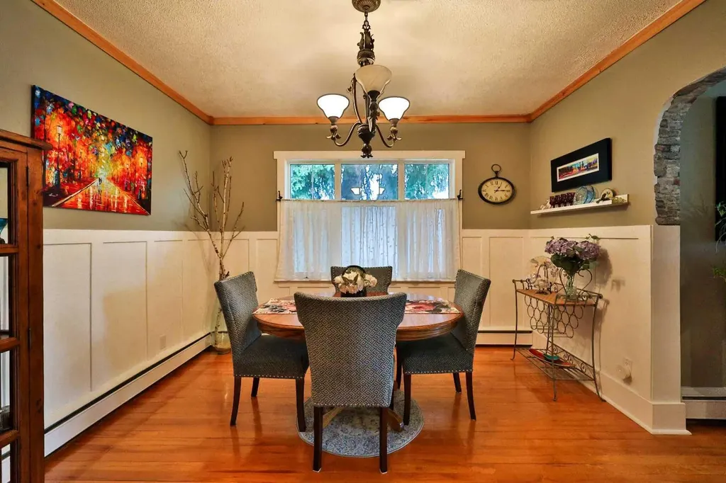 405 3 Avenue W Cardston AB T0K 0K0