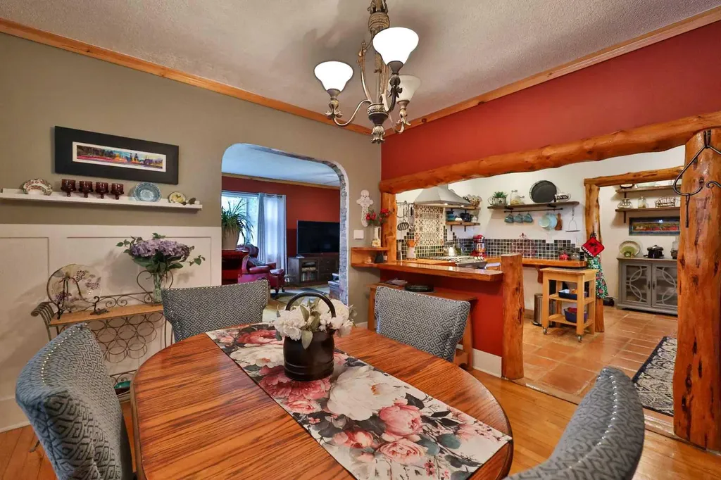405 3 Avenue W Cardston AB T0K 0K0
