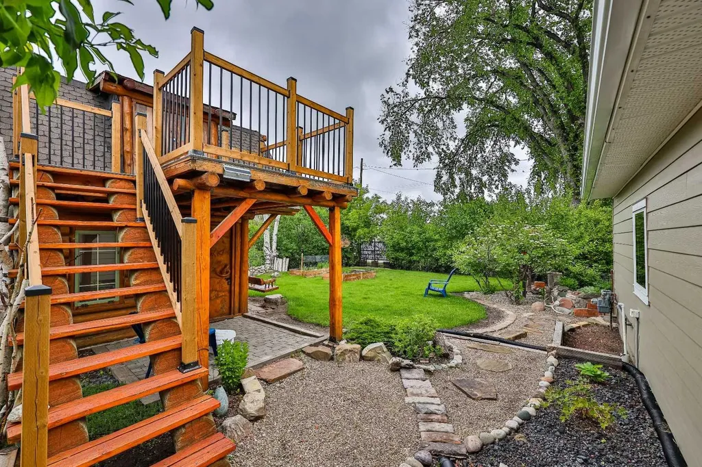 405 3 Avenue W Cardston AB T0K 0K0