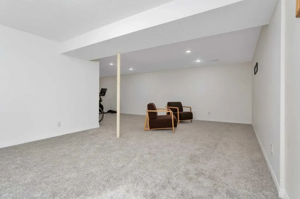 31 Macfarlane Avenue Red Deer AB T4N 5S9
