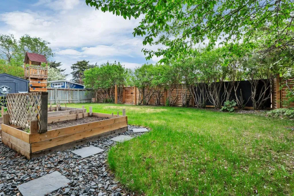 31 Macfarlane Avenue Red Deer AB T4N 5S9