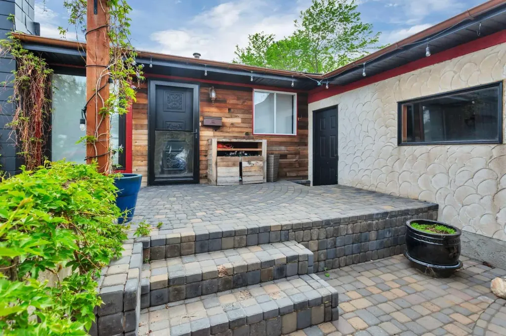 31 Macfarlane Avenue Red Deer AB T4N 5S9
