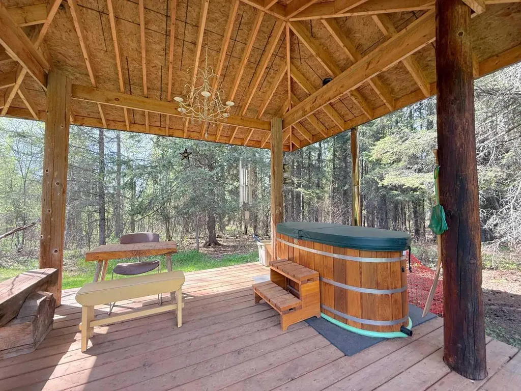 634049 Range Road 230.6 Rural Athabasca County AB T0G 1Z0