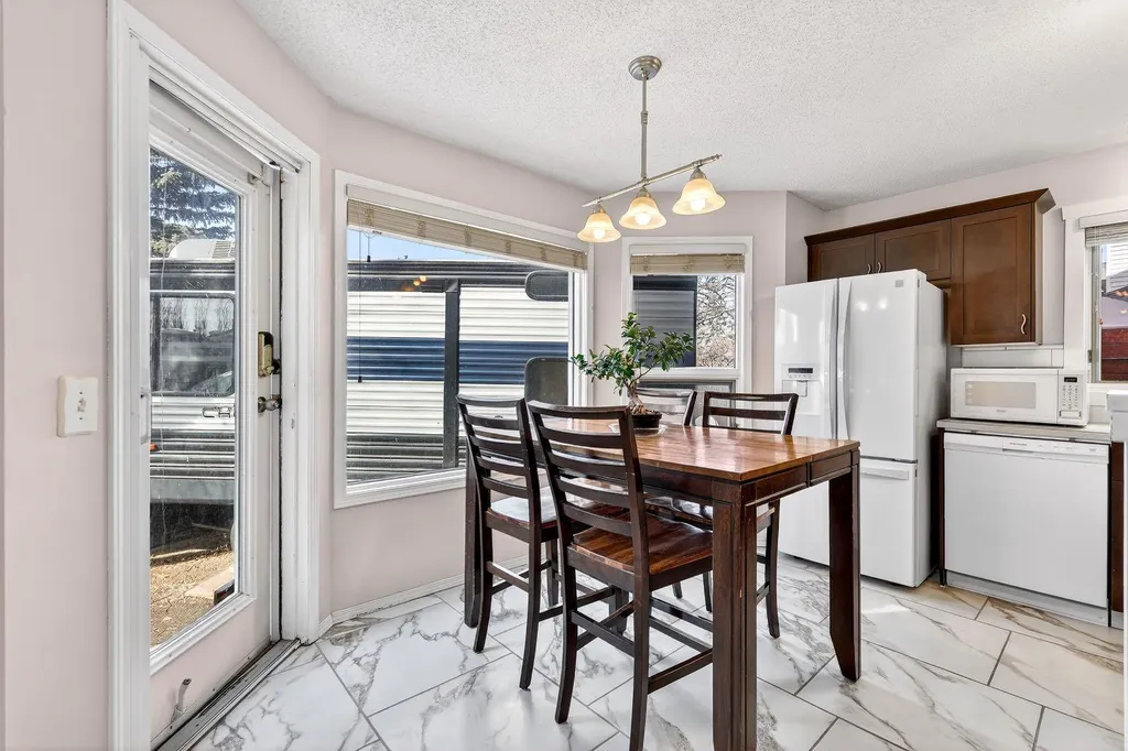 29 Sundown Way SE Calgary AB T2X 3B8