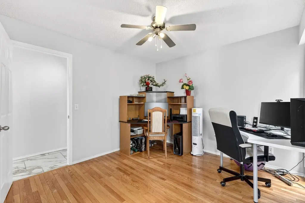 29 Sundown Way SE Calgary AB T2X 3B8