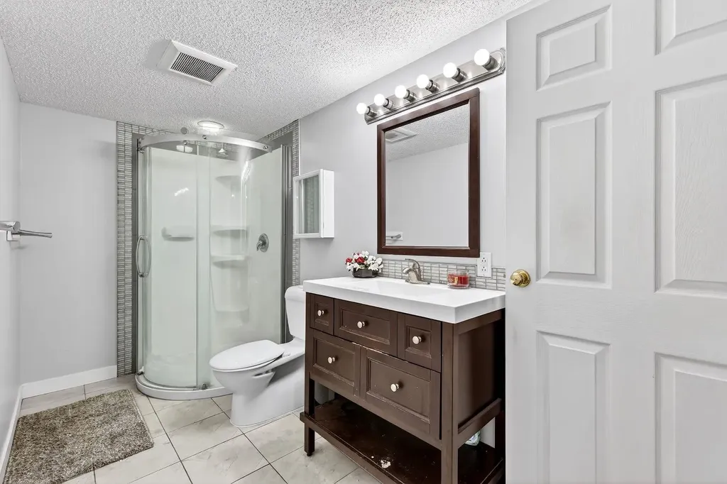 29 Sundown Way SE Calgary AB T2X 3B8
