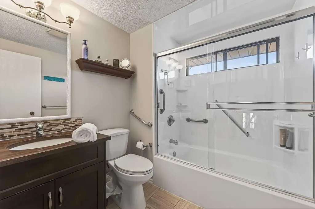 158 Ranch Glen Drive NW Calgary AB T3G 1E8