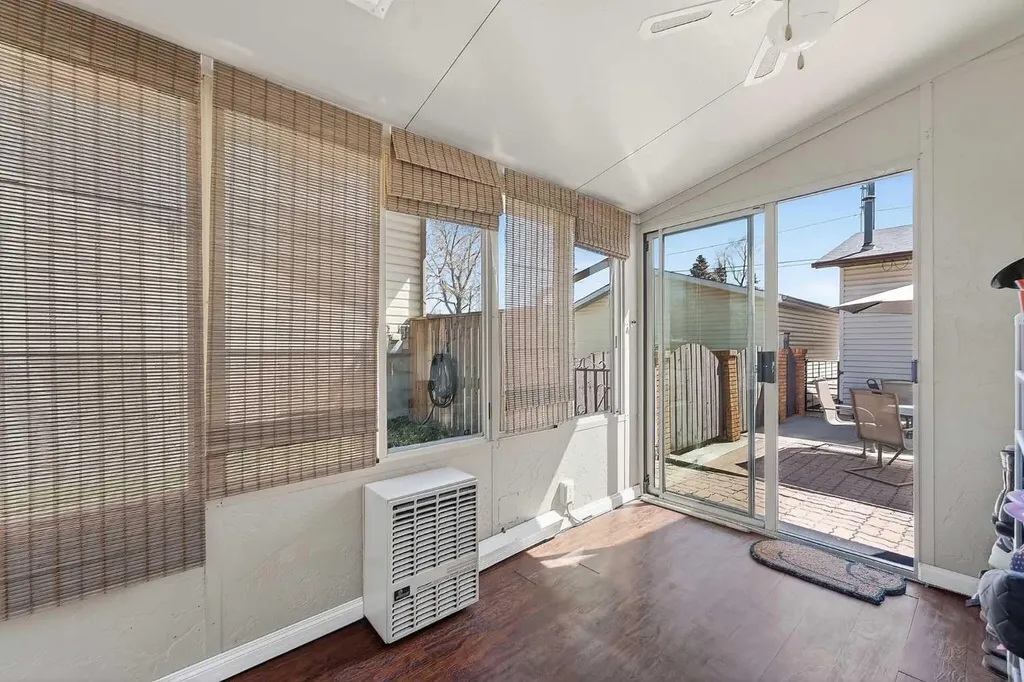 158 Ranch Glen Drive NW Calgary AB T3G 1E8