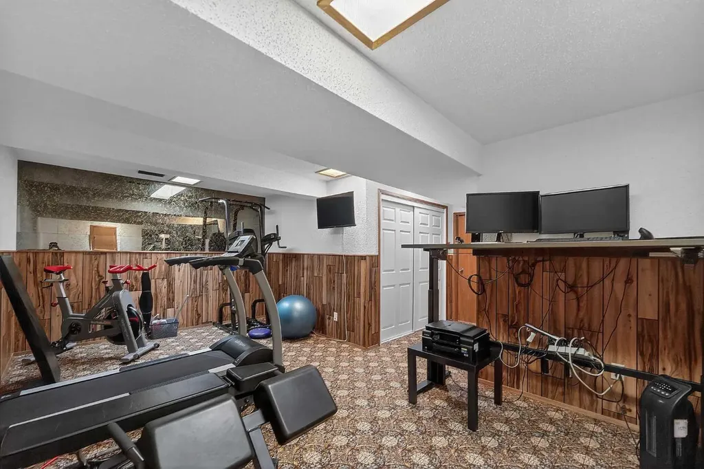 158 Ranch Glen Drive NW Calgary AB T3G 1E8