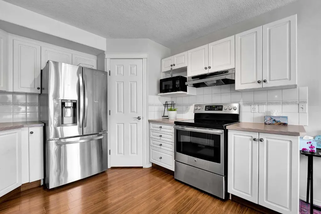 60 Arbour Crest Terrace NW Calgary AB T3E4S2