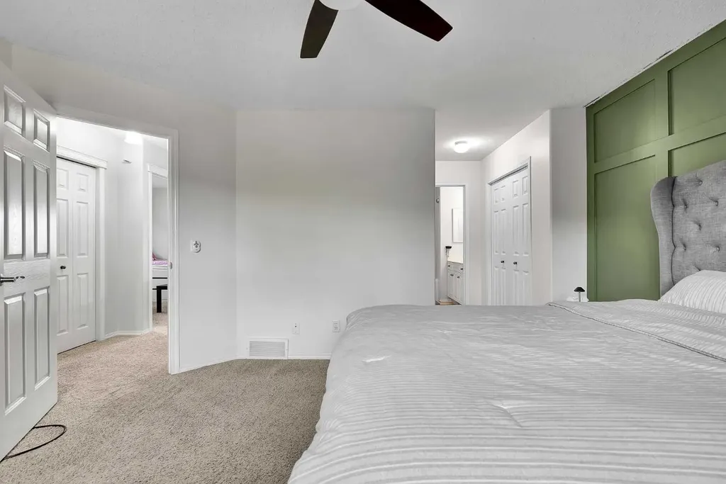 60 Arbour Crest Terrace NW Calgary AB T3E4S2