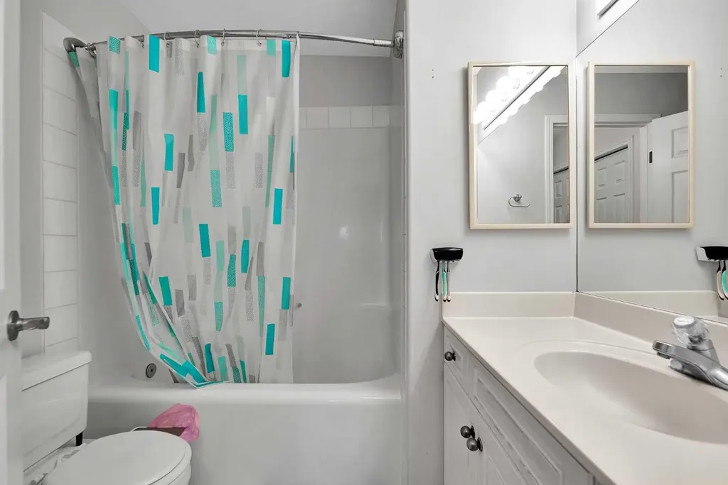60 Arbour Crest Terrace NW Calgary AB T3E4S2