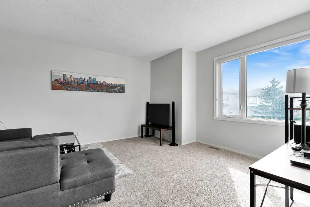 60 Arbour Crest Terrace NW Calgary AB T3E4S2