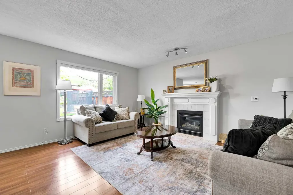 60 Arbour Crest Terrace NW Calgary AB T3E4S2