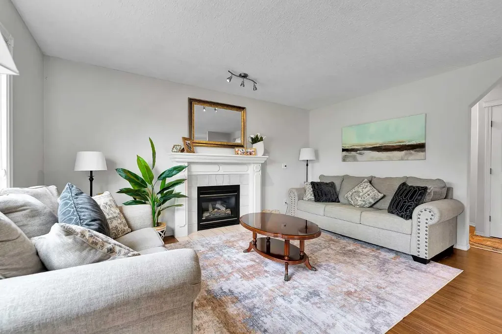 60 Arbour Crest Terrace NW Calgary AB T3E4S2