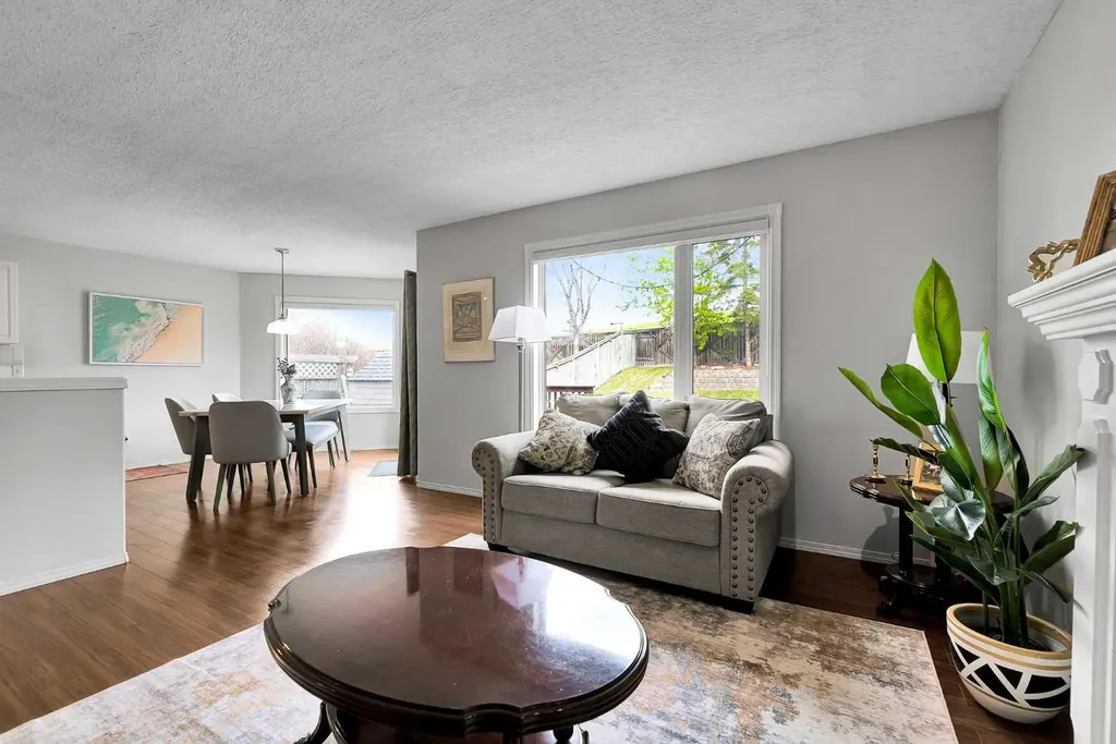 60 Arbour Crest Terrace NW Calgary AB T3E4S2
