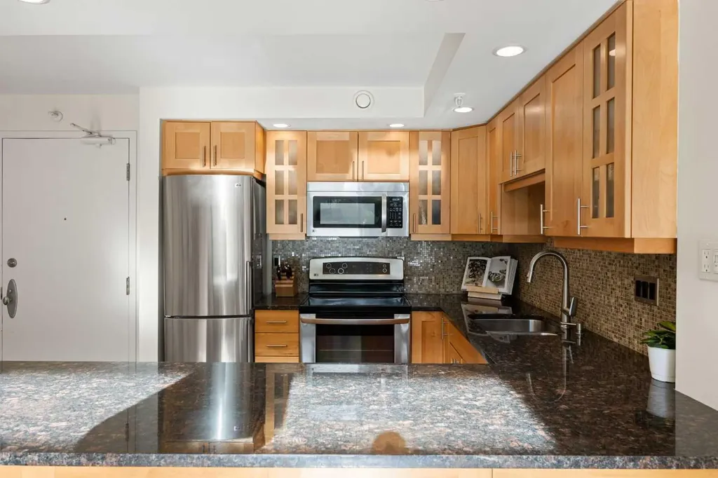 1732 9a Street SW Calgary AB T2T 3E6