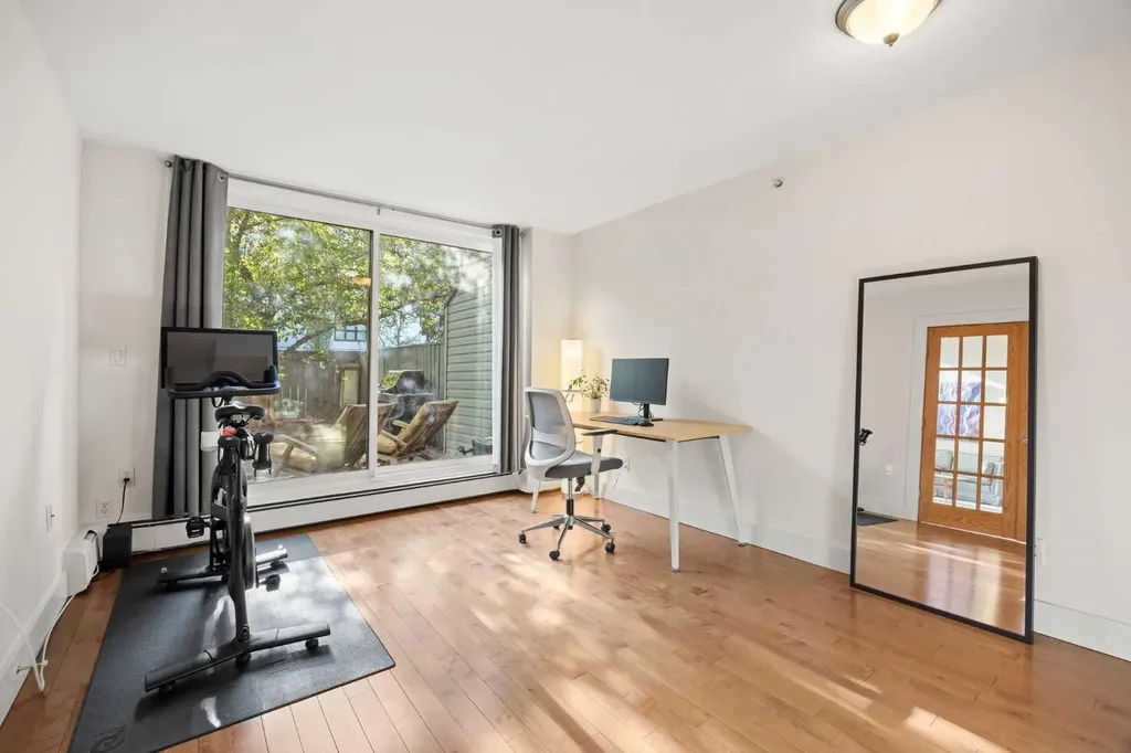 1732 9a Street SW Calgary AB T2T 3E6