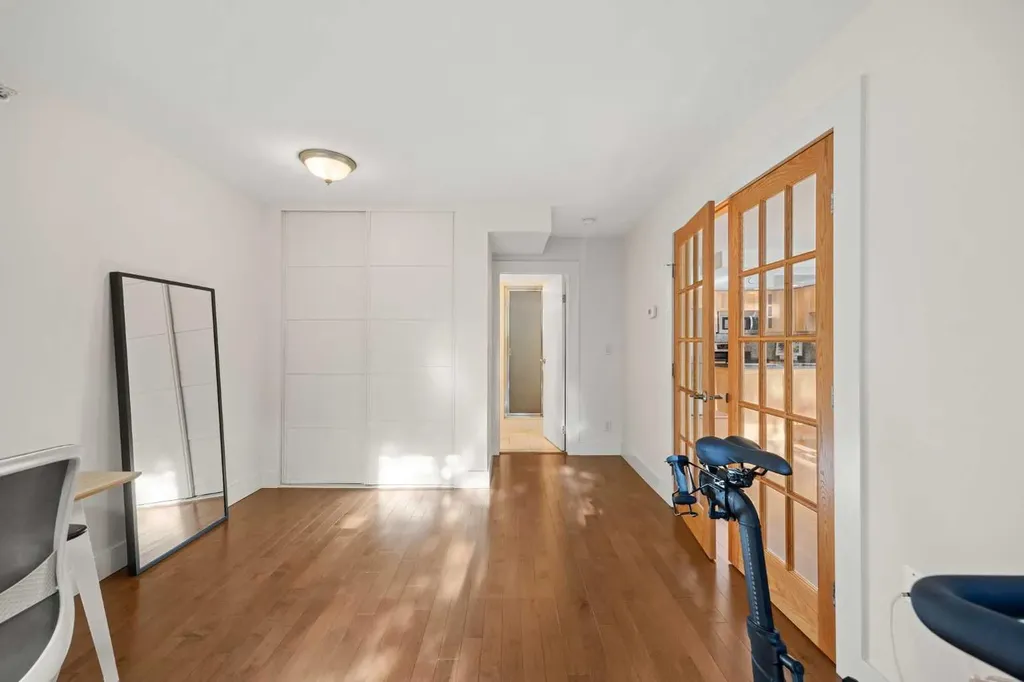 1732 9a Street SW Calgary AB T2T 3E6