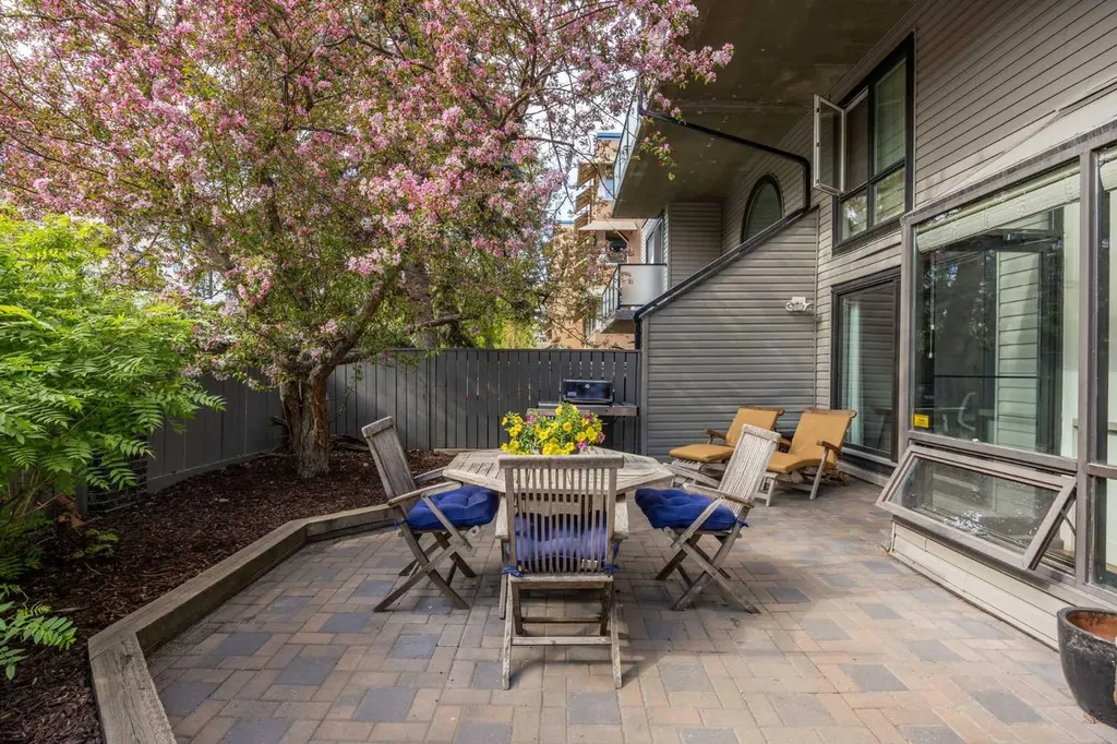 1732 9a Street SW Calgary AB T2T 3E6