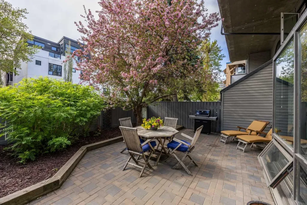 1732 9a Street SW Calgary AB T2T 3E6