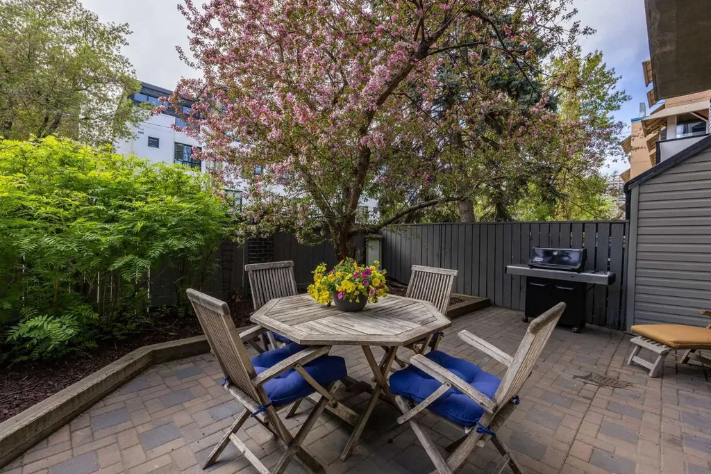 1732 9a Street SW Calgary AB T2T 3E6