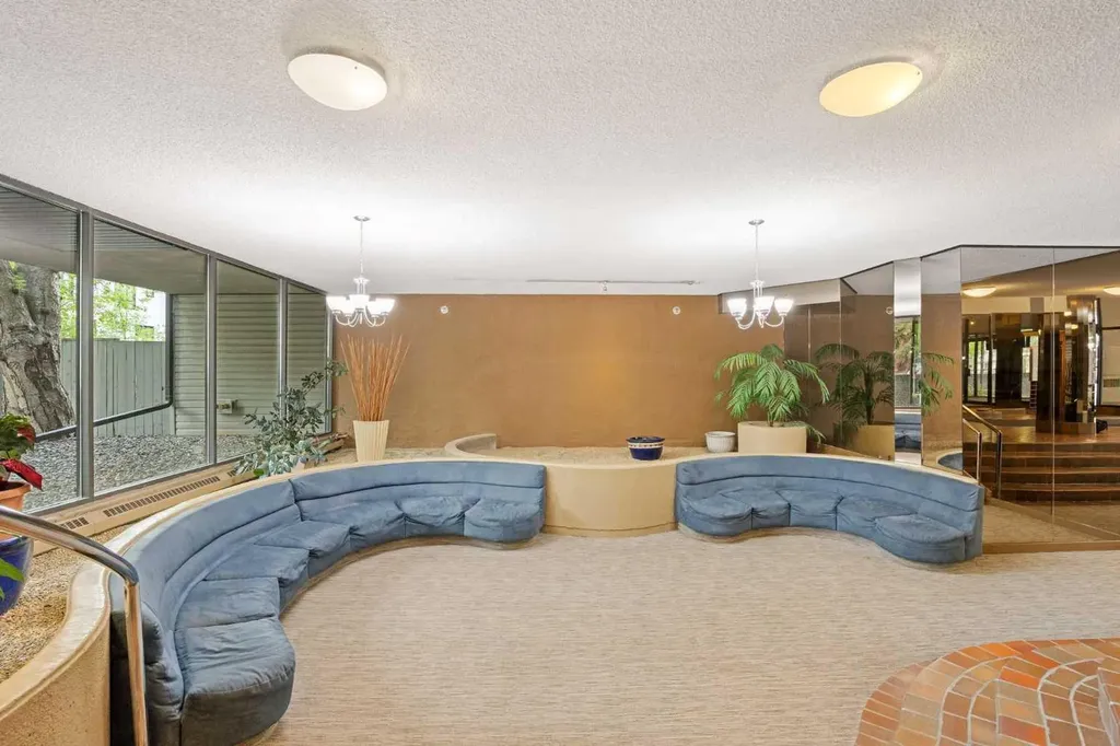 1732 9a Street SW Calgary AB T2T 3E6