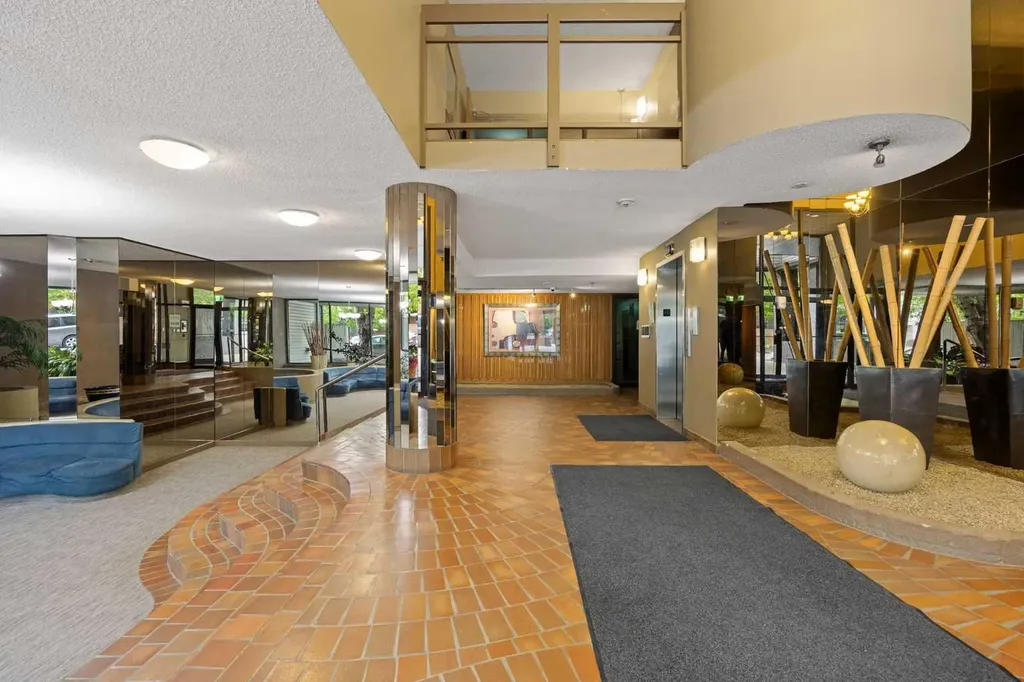1732 9a Street SW Calgary AB T2T 3E6