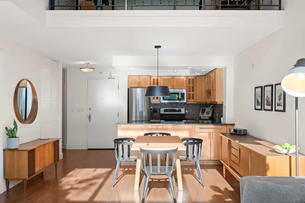 1732 9a Street SW Calgary AB T2T 3E6