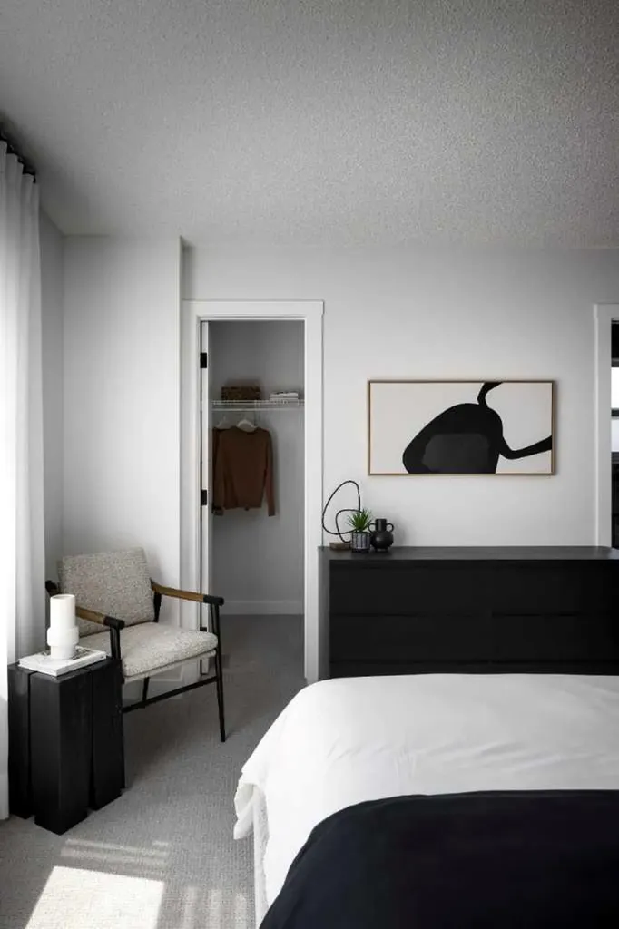 377 Creekside Drive SW Calgary AB T2X4A8