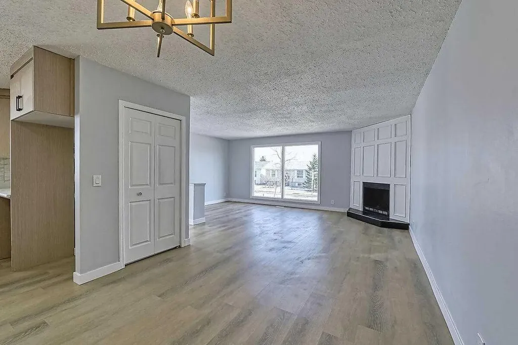 71 Falton Drive NE Calgary AB T3K 1K6