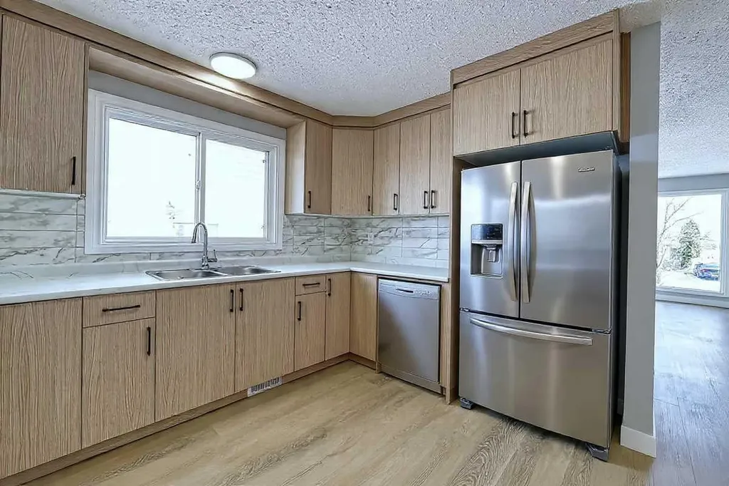 71 Falton Drive NE Calgary AB T3K 1K6