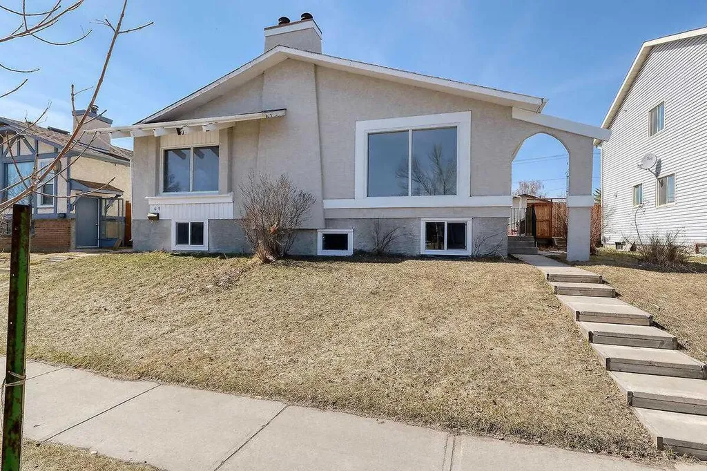 71 Falton Drive NE Calgary AB T3K 1K6