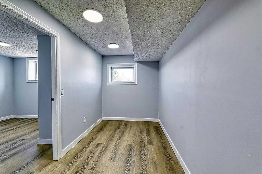 71 Falton Drive NE Calgary AB T3K 1K6