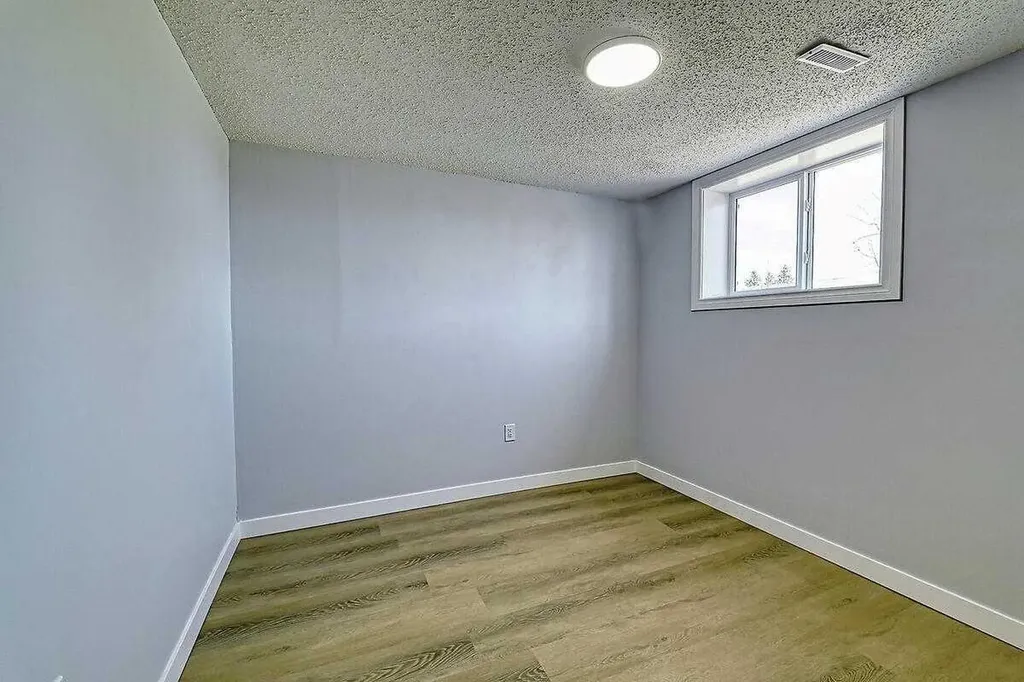 71 Falton Drive NE Calgary AB T3K 1K6