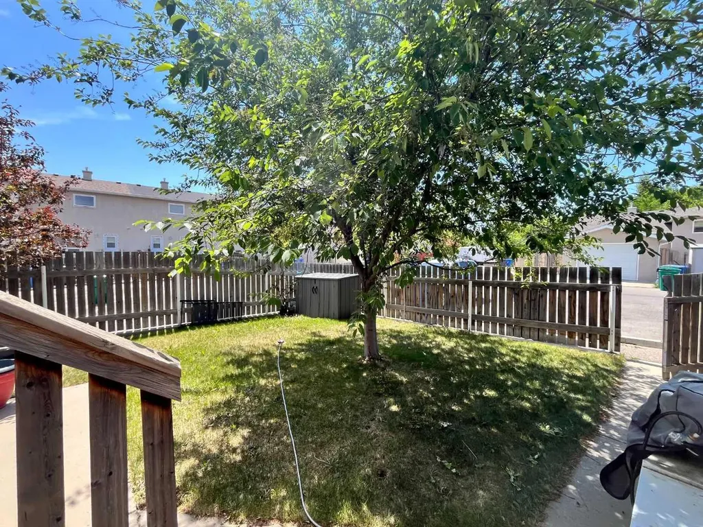 173 Lynx Cove N Lethbridge AB T1H 5Z6