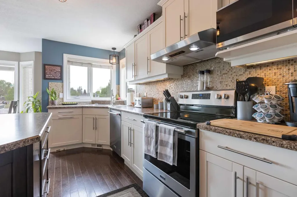 6107 Park Place Taber AB T1G 1E9