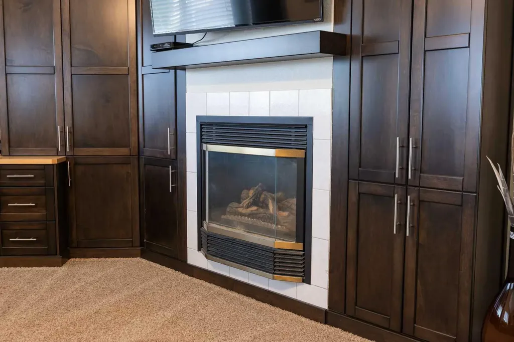 6107 Park Place Taber AB T1G 1E9